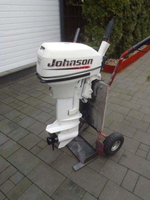 Silnik zaburtowy Johnson 15