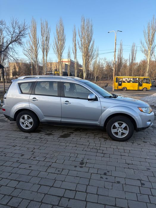 Mitsubishi outlander 2009, дизель 2.0