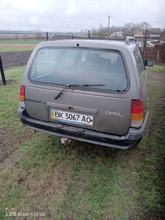 Опель кадет,1.3 бенз.