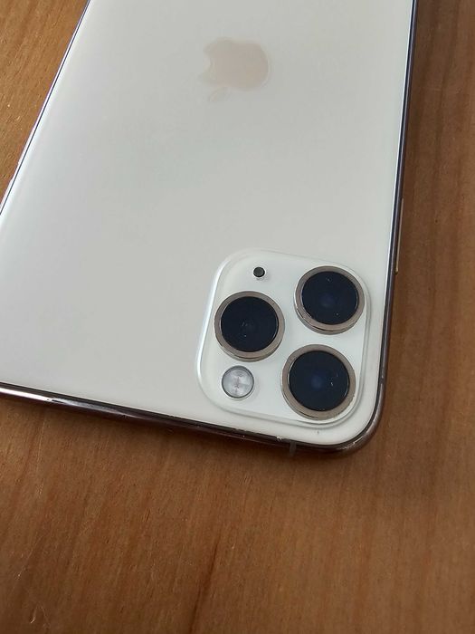 Iphone 11Pro Max 256Gb. 100% de bateria.  Muito bom