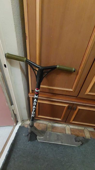 Продам трюковий самокат Maraton