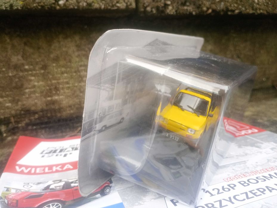 FIAT 126P BOSMAL cabrio kultowe maluchy 1/43 auta PRL kabriolet NOWY