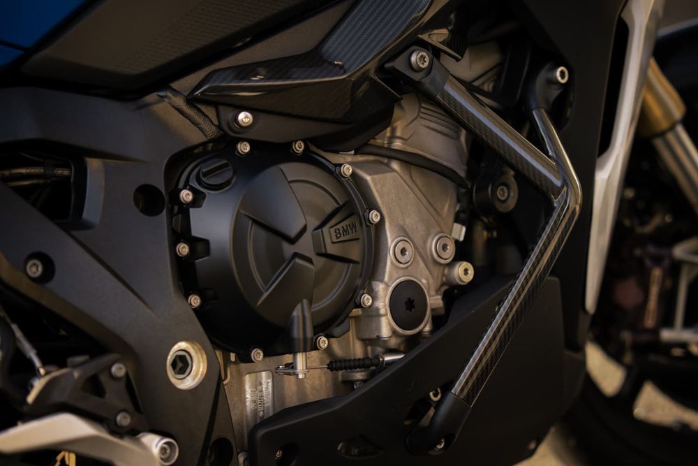 Bmw s1000xr pack m carbono escape akrapovic completo titânio