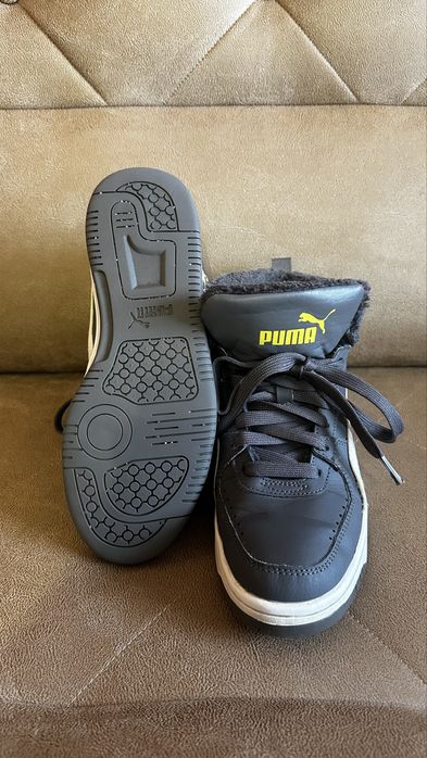 Puma кросівки 37,5р