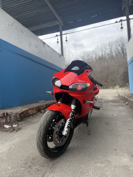 YAMAHA R6 600 куб
