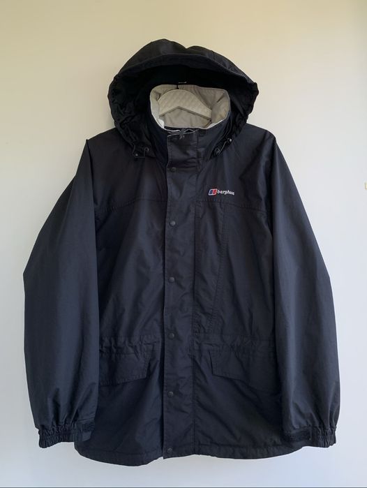 Вітровка Berghaus