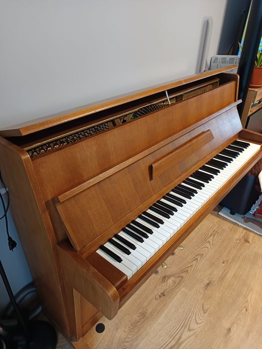 Pianino Weinbach