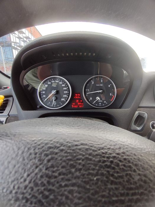 Продам власний автомобіль БМВ Х5 Е70 3.0 дизель