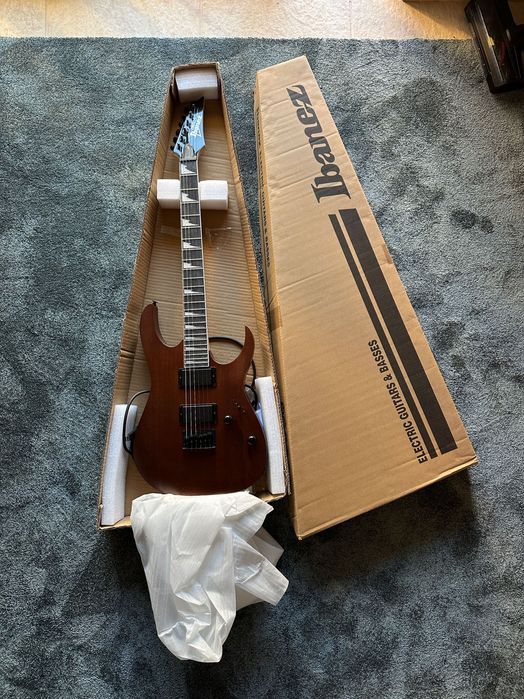 IBANEZ GIO eletrica