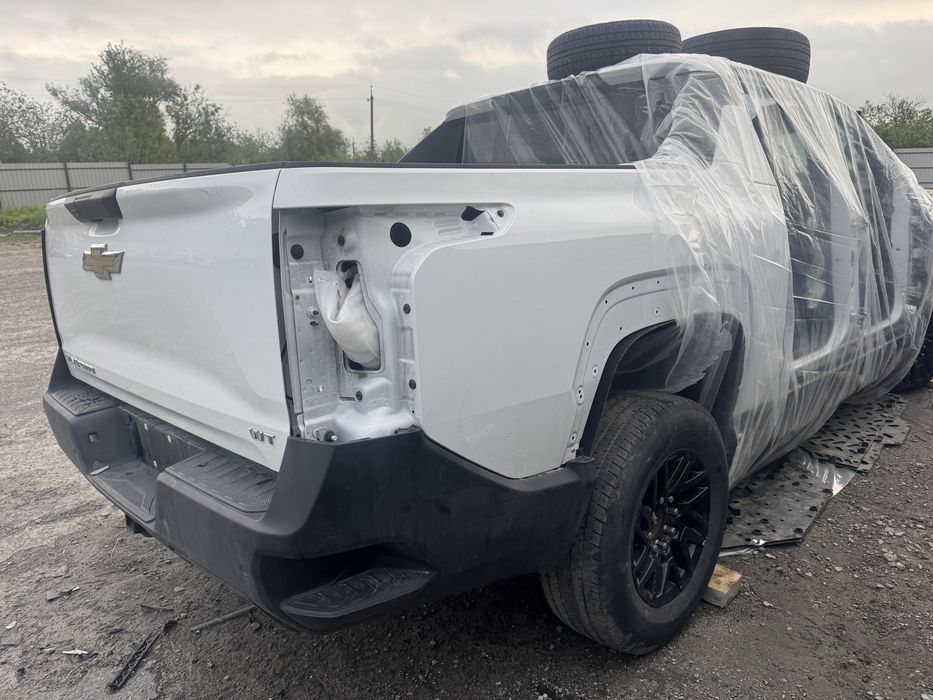 Задня кришка Chevrolet Silverado ЕV
