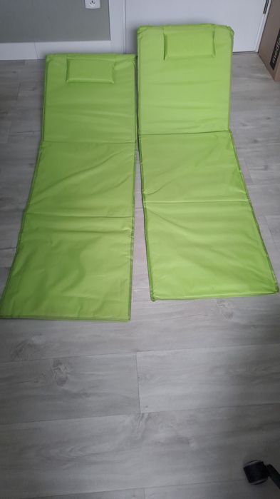2 leżaki na plażę