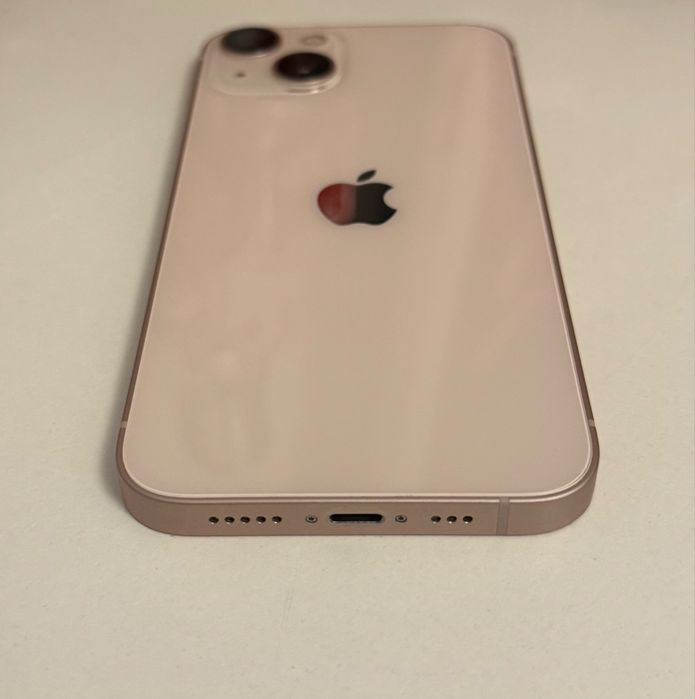 Iphone 13 różowy