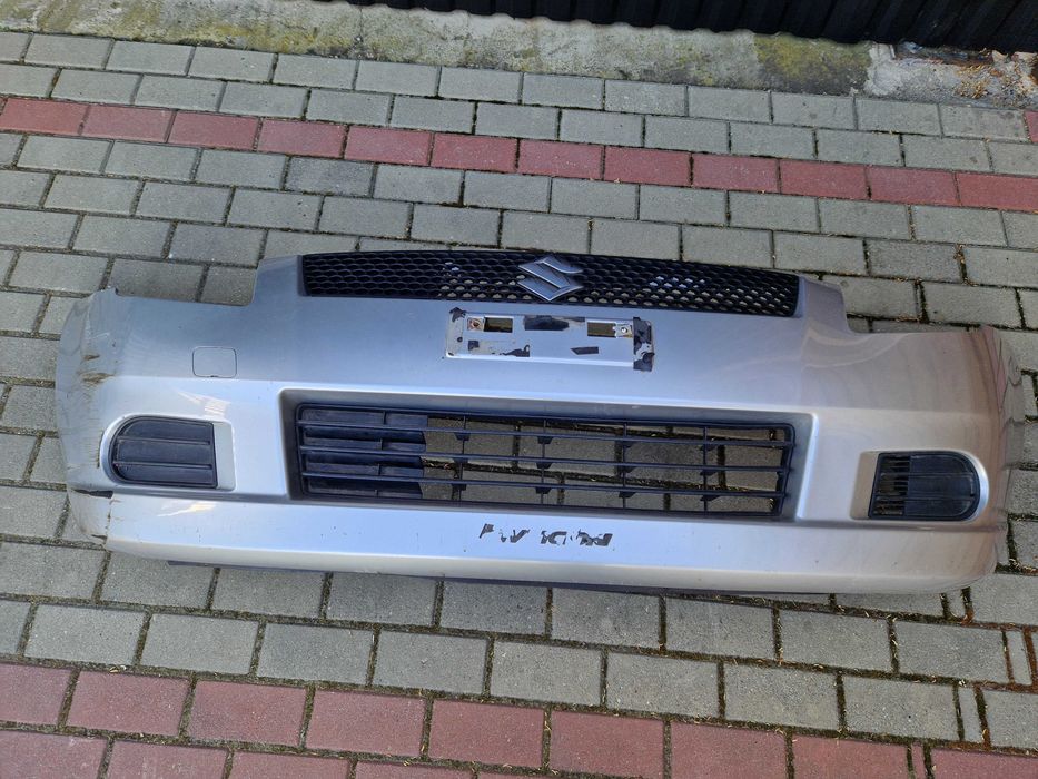 [11] Zderzak przedni Suzuki Swift III 05-08r.