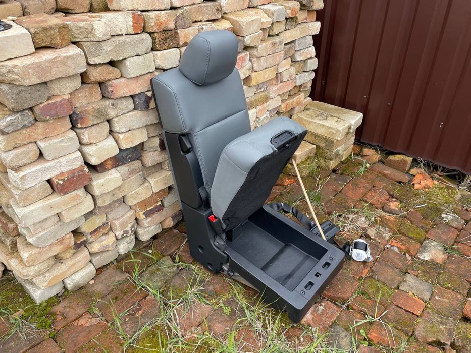 Сидіння на бус crafter, lt movano, Vivaro, Sprinter автосидіння нове