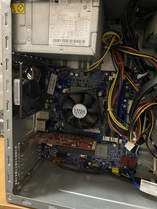 Компʼютер lenovo