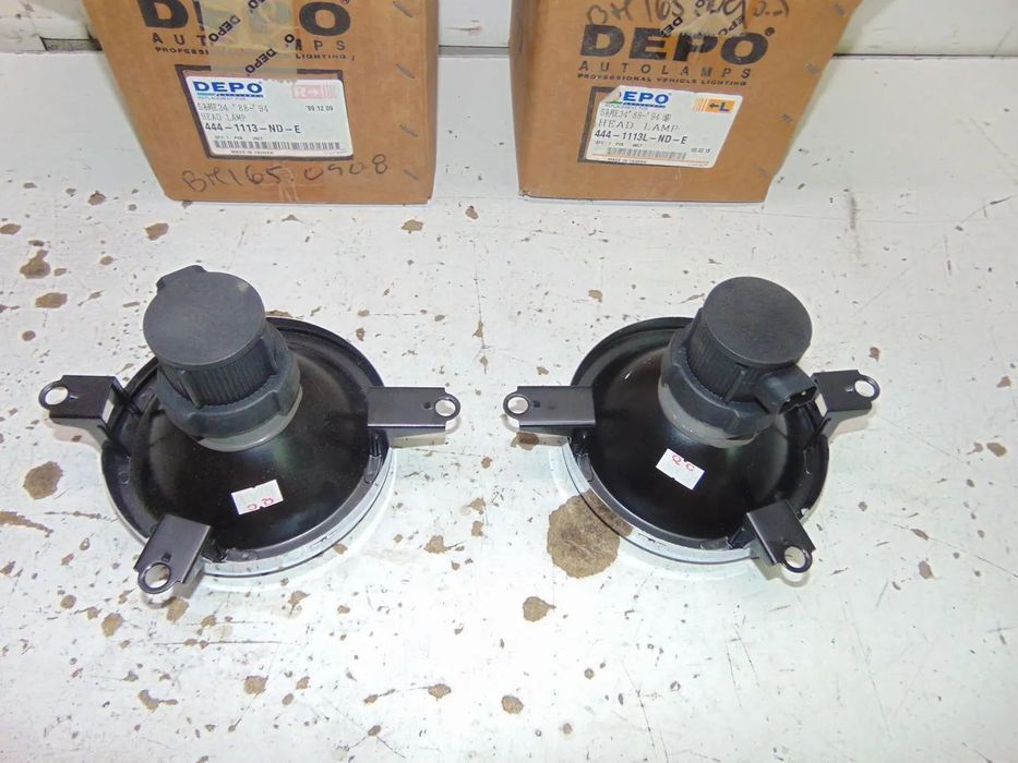 BMW E34 faróis " nova de stock antigo