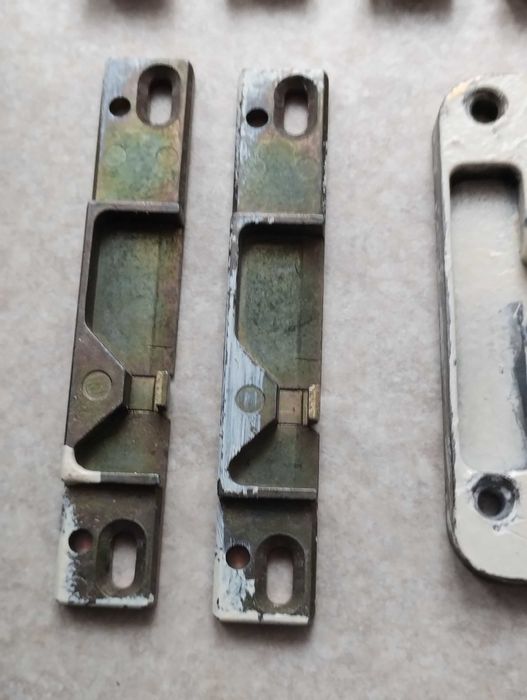 Okucia do starych okien drewnianych