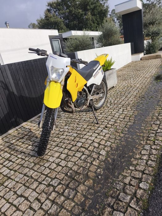 Suzuki rmx 50 matrículada