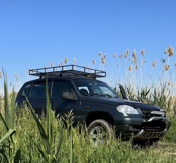 Продам міцний експедиційний багажник на авто Chevrolet Niva