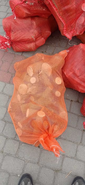 Drewno opałowe mieszane w workach 50 litrowe