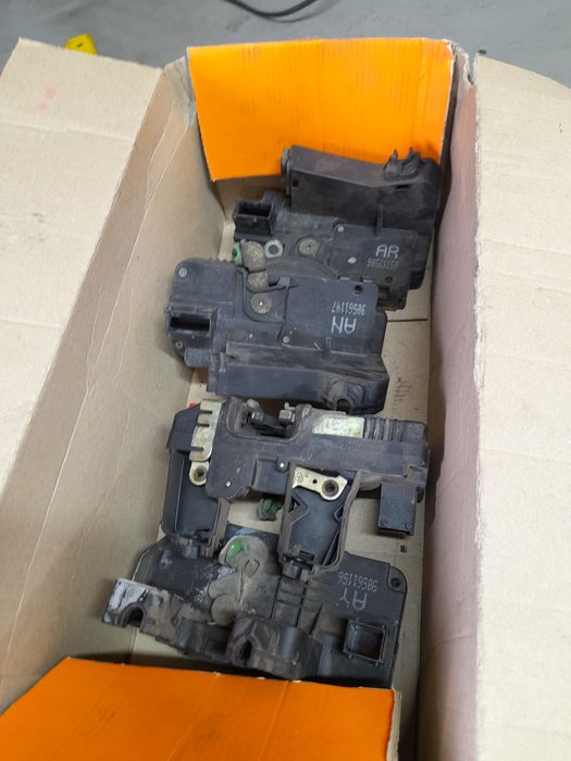 Комплект замків опель астра g 2010