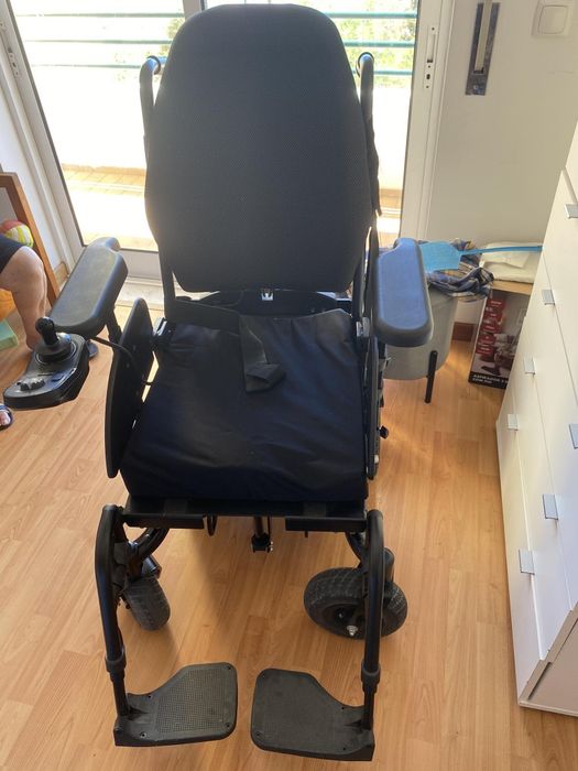 Cadeira de rodas Elétrica Bora