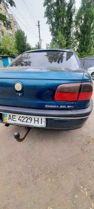 Продам Автомобиль Opel Omega 2.0 B