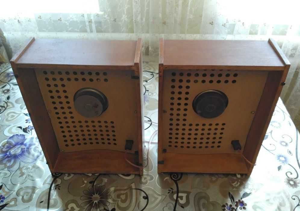 Мр3 стерео модуль з блютуз та підсилювач 2х3 Вт в корпусі, і 2 колонки