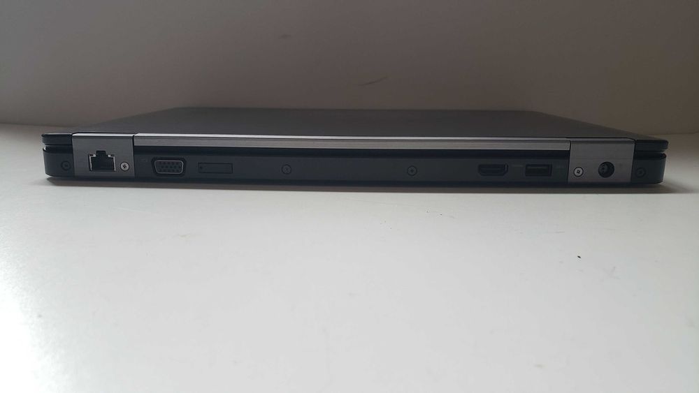 Ноутбук Dell Latitude E5470 14' 1366x768 i3-6100u 2.1GHz 8GB 240GB SSD