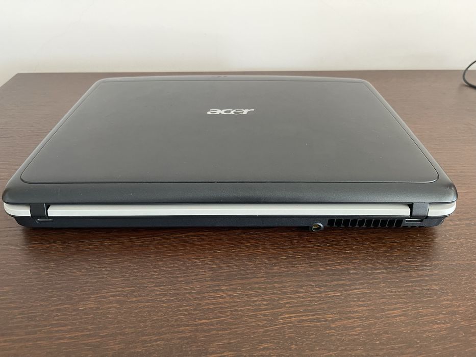 Portátil Acer Aspire 5715Z