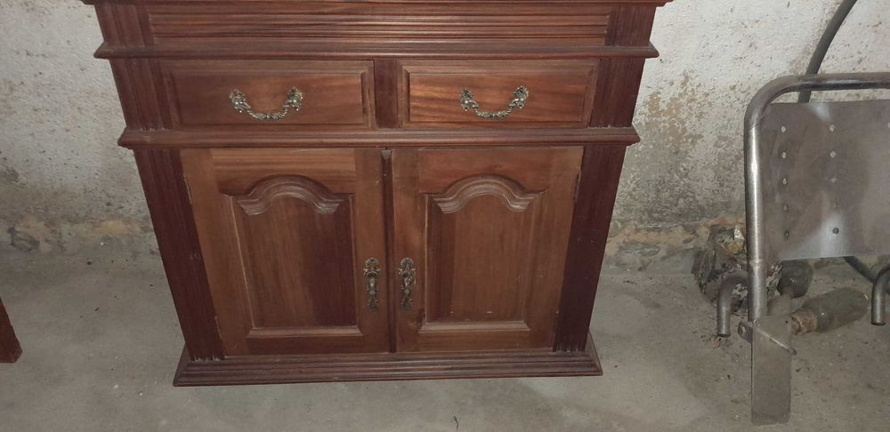 Aparador Vintage Madeira trabalhada