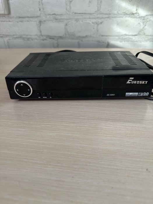 Тюнер Eurosky ES-4050