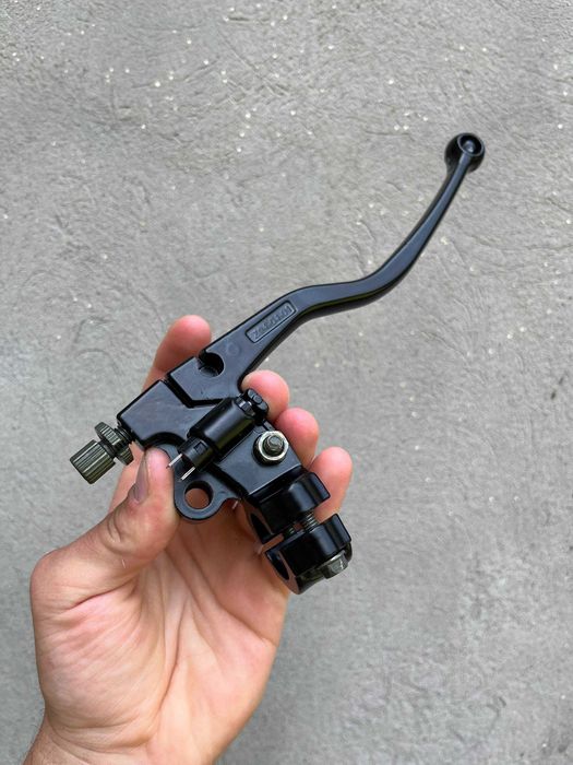 Ручка зчеплення, щеплення на мотоцикил. ручка сцепления на руль 22 мм