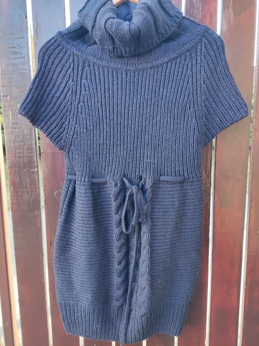 Kamizelka  z golfem grubym wzorem