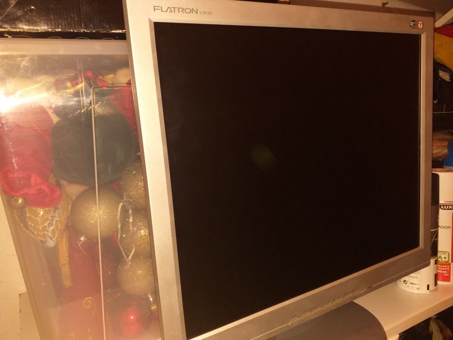 Monitor LG FLATRON64750781933185120