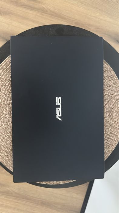 Laptop Asus ExpertBook