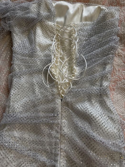 Ідеальне вечірне плаття