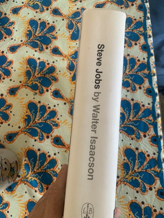 Livro “U2”,“ que serei quando for crescido”, "steve jobs" (em ingles)