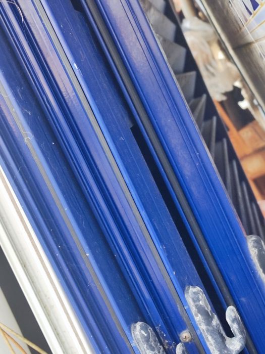 Janelas duplas com portadas