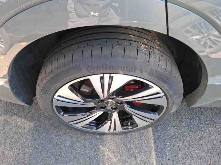 Audi Q8 e-tron Sportback S line quattro