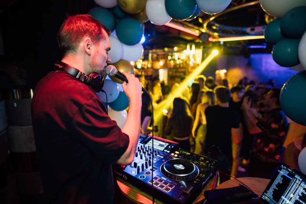 Epicentrum Events DJ Błażej - Obsługa imprez - CO2 GUN NOWOŚĆ!