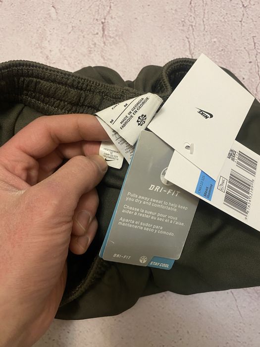 Штани Nike DRI-FIT CW6122-325