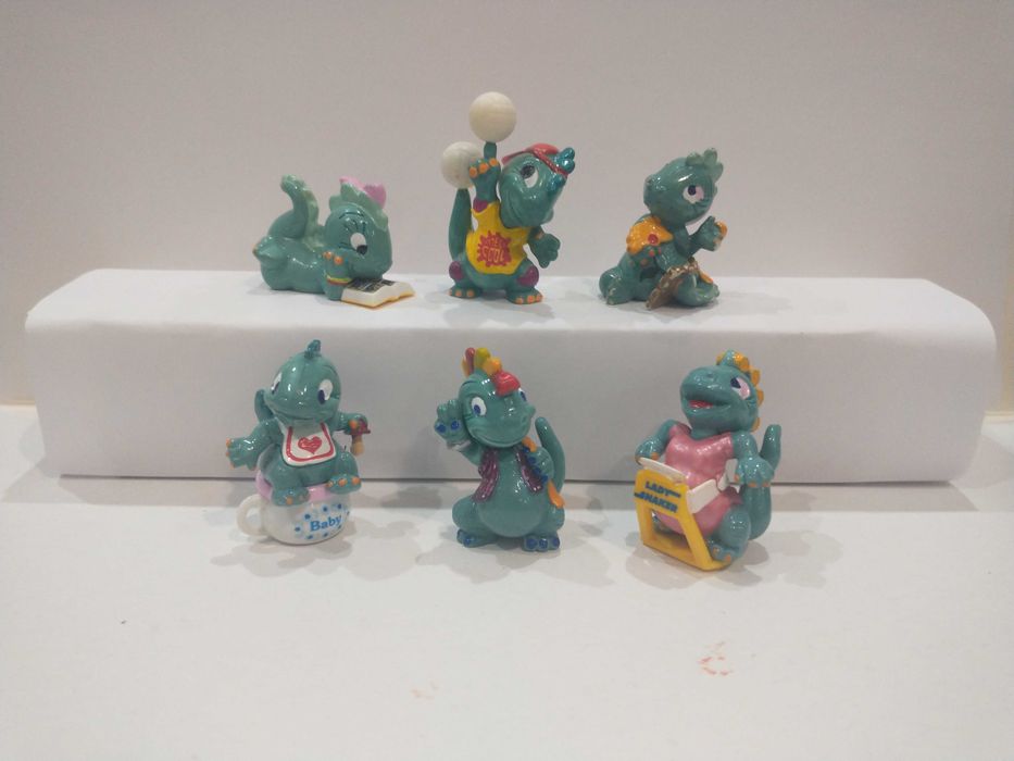 Figurki Kinder Dino młodzieżowe 6szt