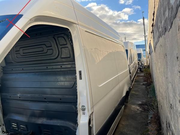 Painel trás esquerdo MERCEDES-BENZ Sprinter 3,5-t (907, 910)
