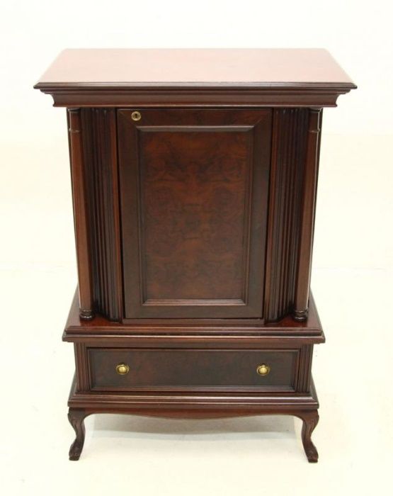 Móvel bar madeira mogno