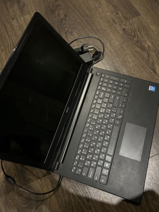 Ноутбук Dell продам