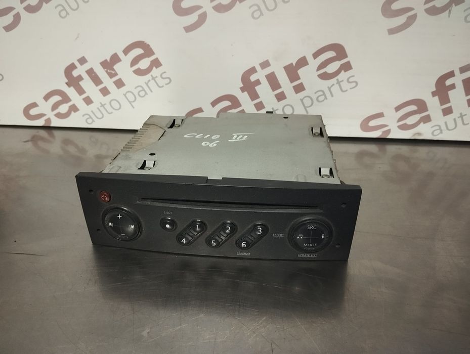 Rádio / Auto Rádio RENAULT CLIO III - 8200483757