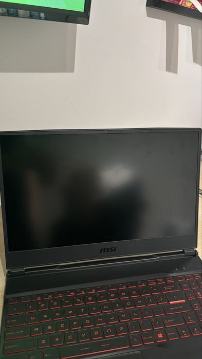 Laptop MSI GL65 95C