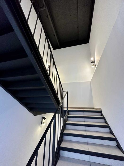 Офіс з генератором, 800 м2, М. Шулявська, ТРЦ Соsmo Multimall. Власник