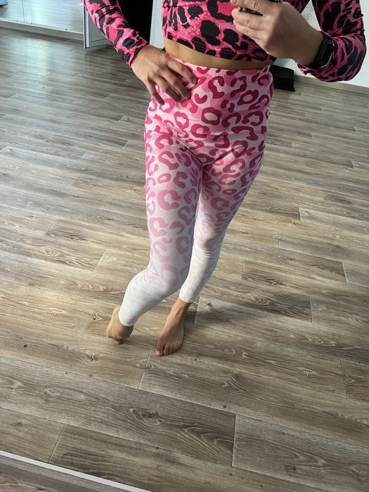 Леопардові лосини для спорту
